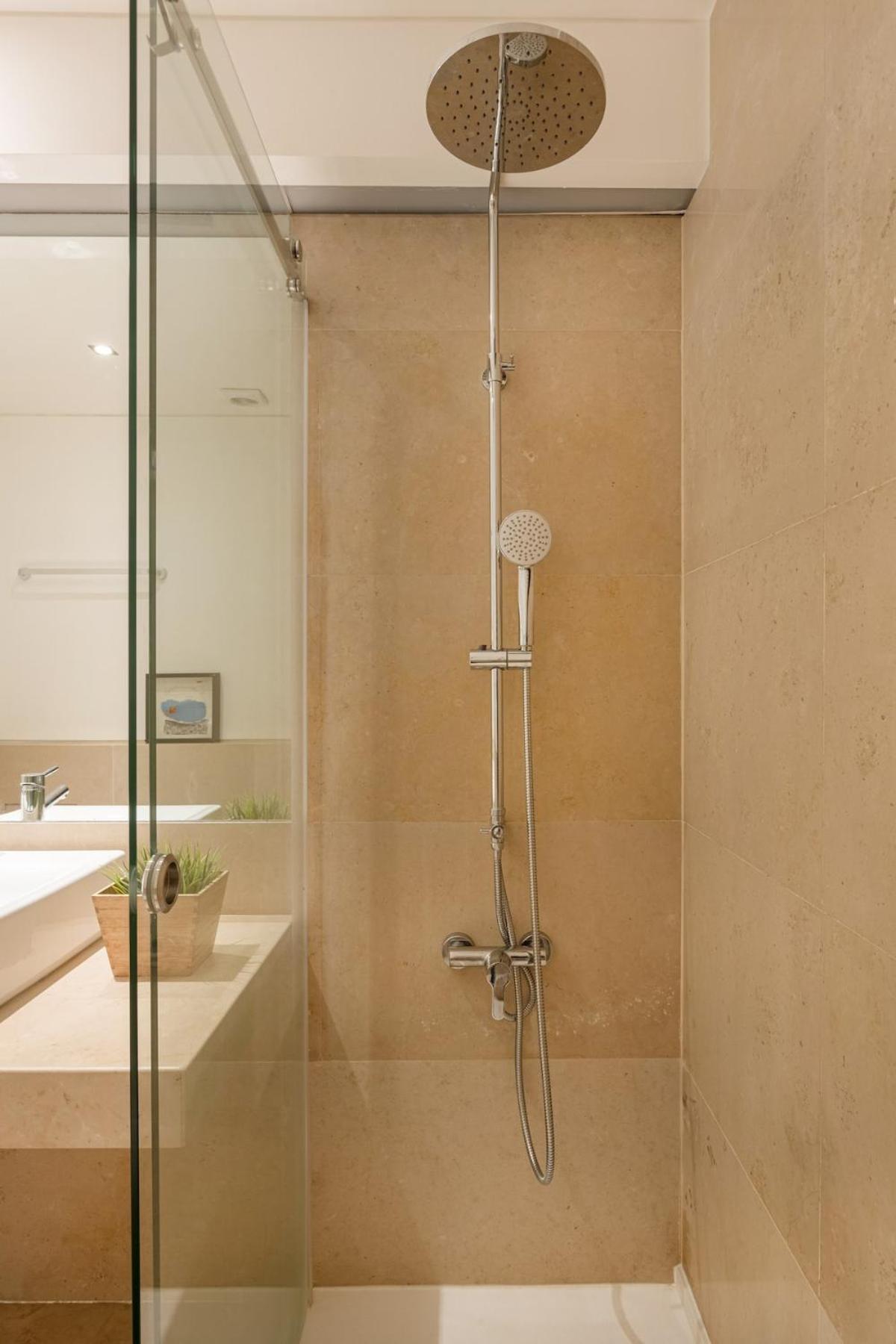 Appartement Mercy Ii, In The Heart Of Chiado