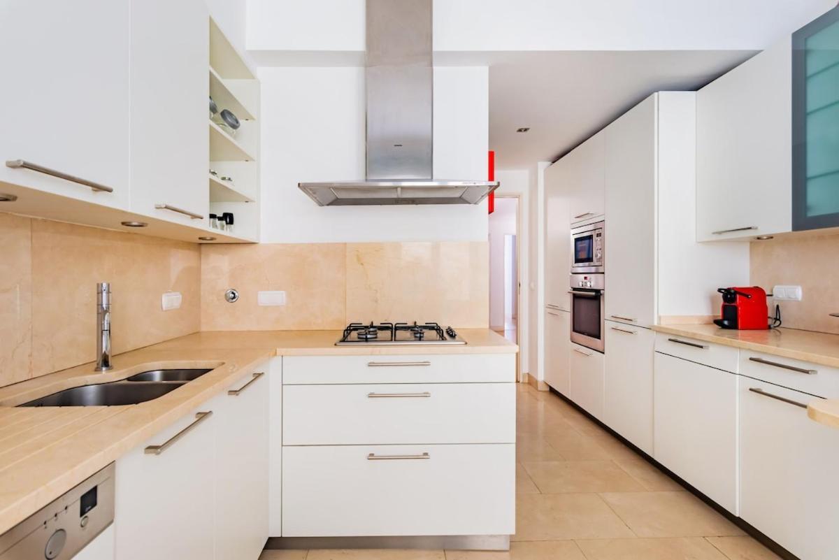 Apartment Mercy Ii, In The Heart Of Chiado *