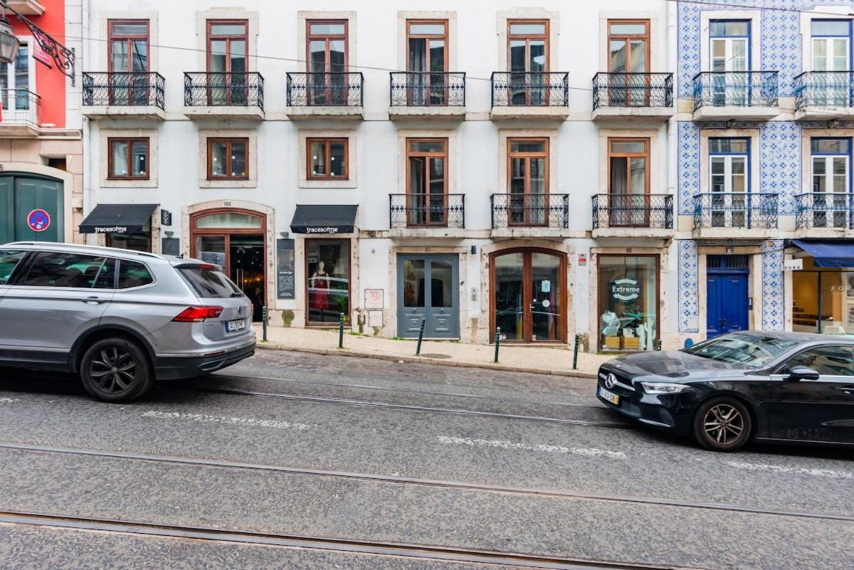 Apartment Mercy Ii, In The Heart Of Chiado